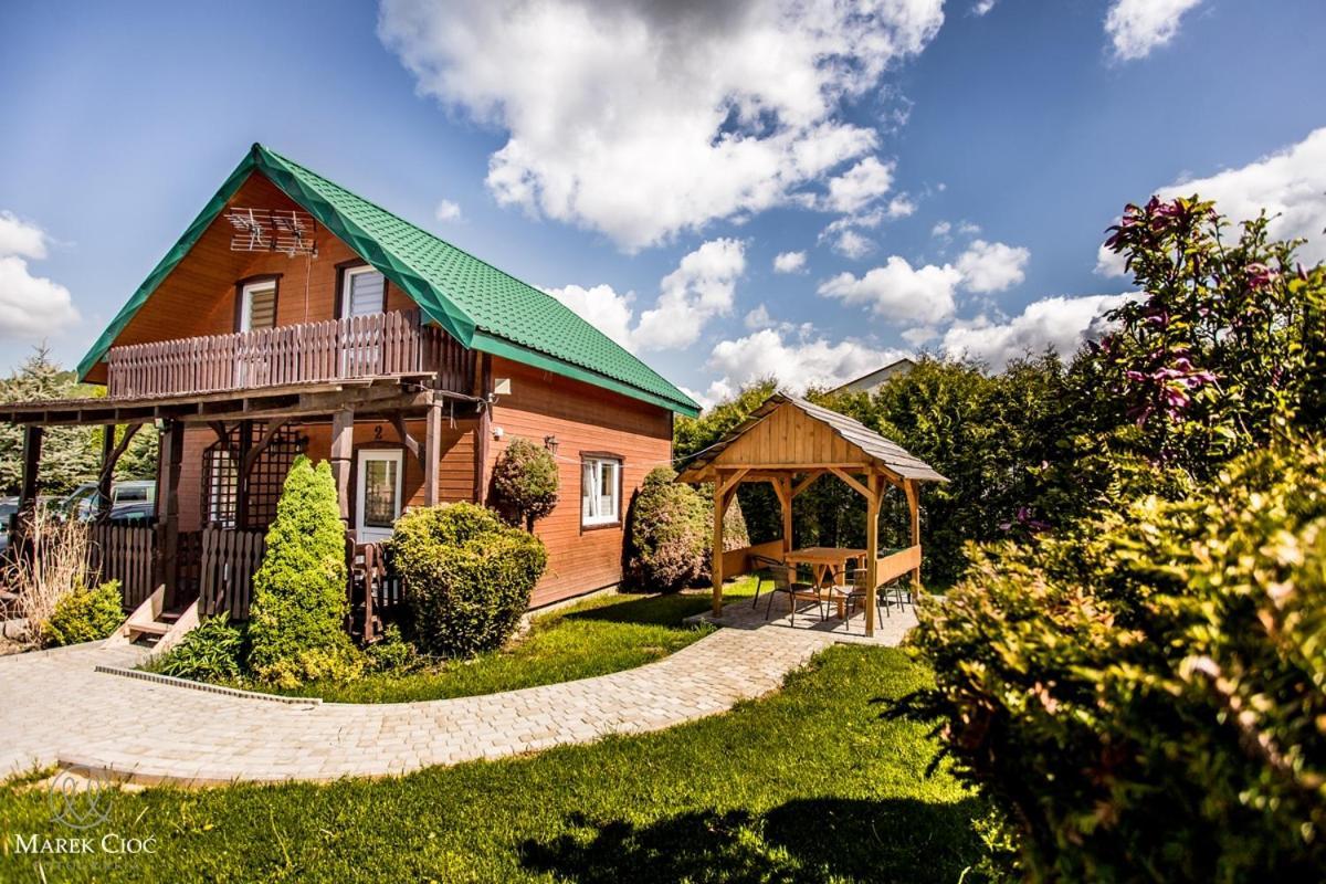 Domki U Strazaka Obiekt Caloroczny Солина Экстерьер фото